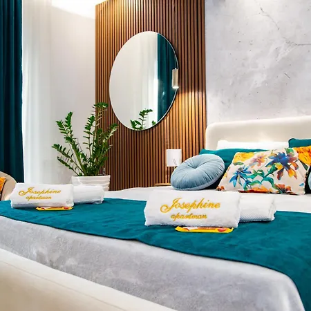 Josephine スボティツァ