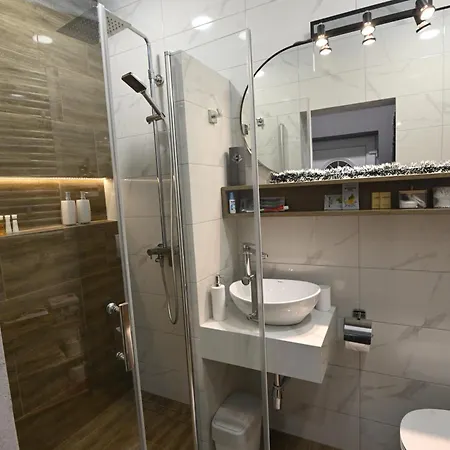 Josephine Apartman *